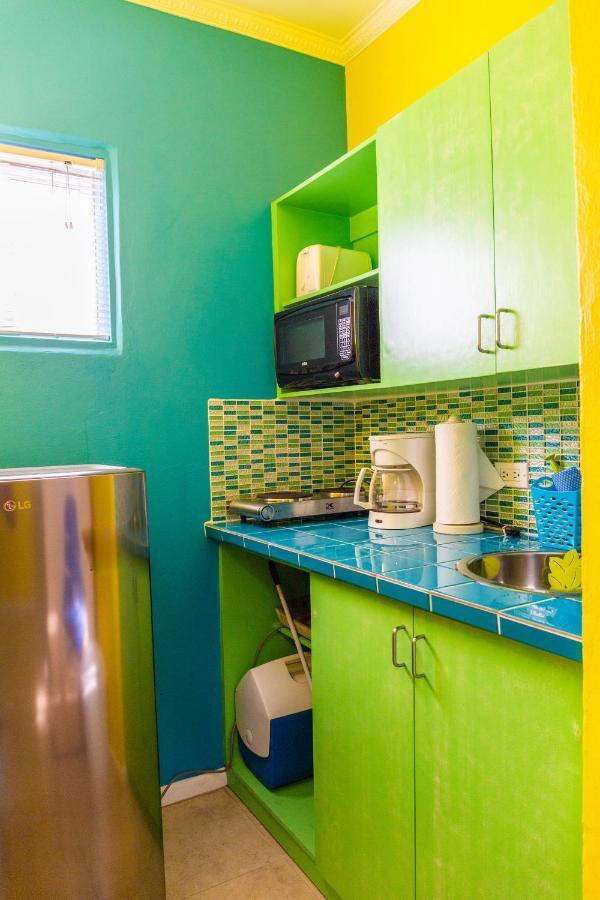 Little Paradise Aruba Vacation Apartments Palm Beach Exterior foto